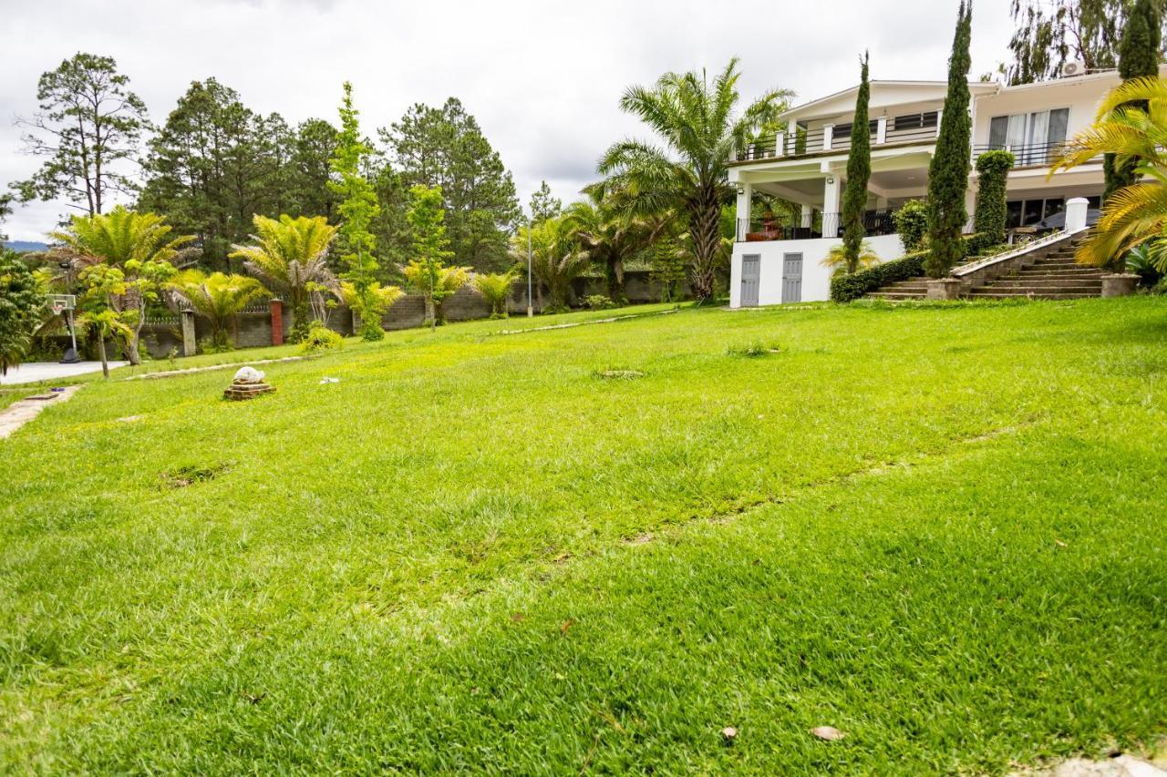 Hotel Cocoview, Bar & Restaurante Valle de Ángeles Exteriér fotografie